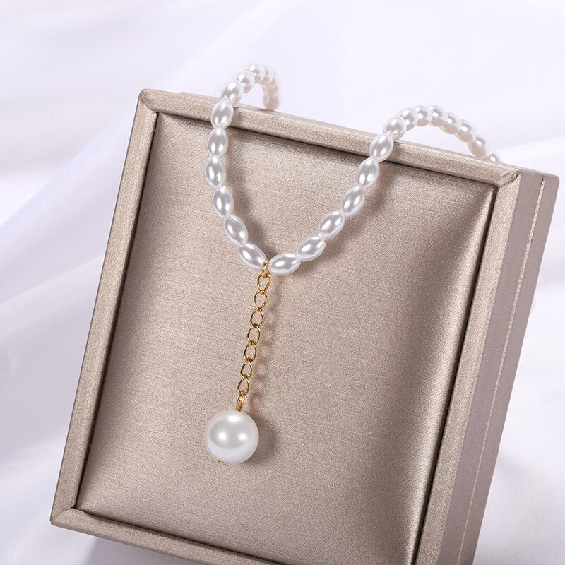 Pearl Dangle Necklace